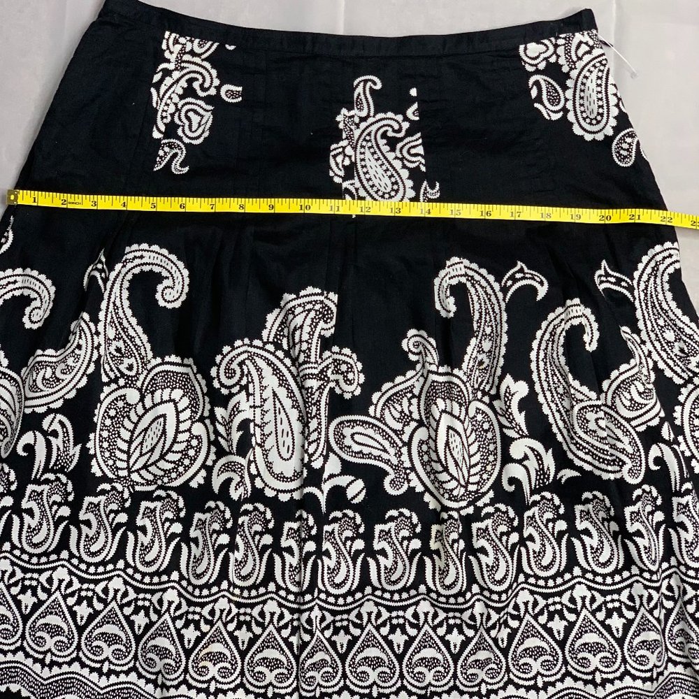 Ann Taylor Paisley Midi Skirt Size 12 Black/White NWOT - Picture 3 of 9